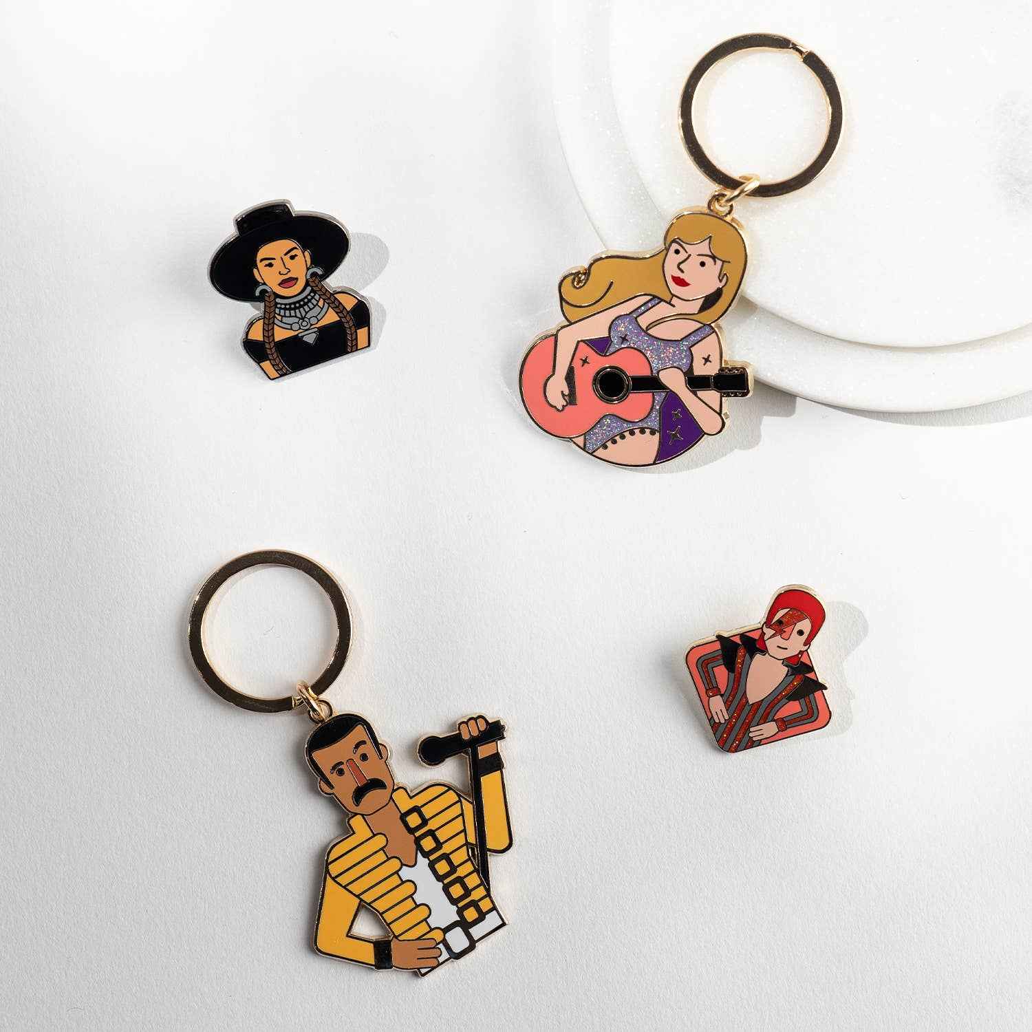 Taylor Swift -Eras Sparkling Gold Keychain  Trendy Fan (Gift
